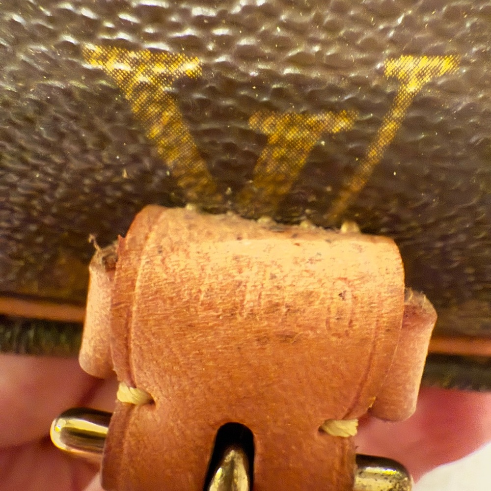 Louis Vuitton Sologne - Picture 7 of 8